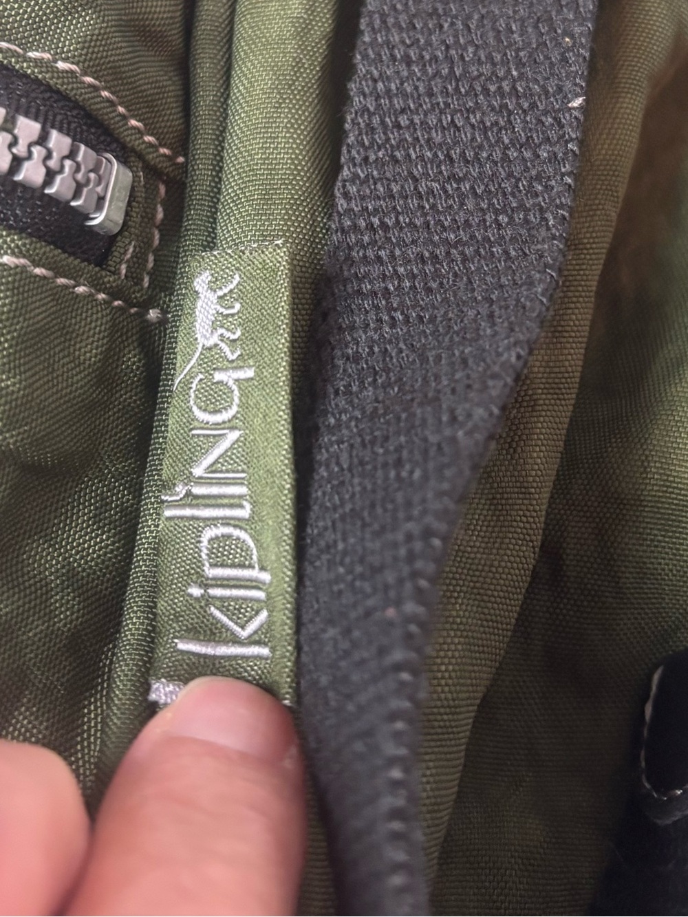 Kipling Private Transport Small Backpack Army Olive Green With Yellow Monkey - Picture 3 of 10
